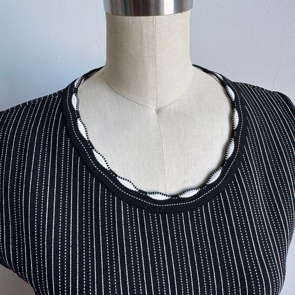 ALAÏA Black and White Striped A-line Sleeveless Dress - Picture 6 of 10